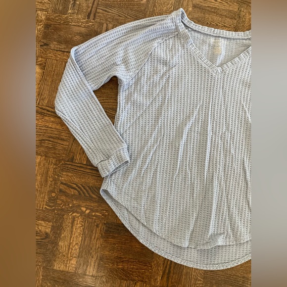 ⭐️3/$35 American Eagle plush waffle knit long sleeve top - Picture 5 of 7